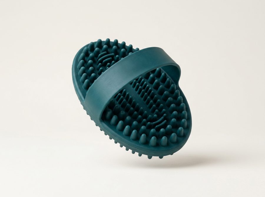 Une brosse à picots courte